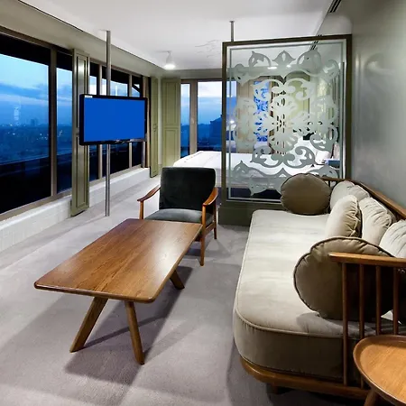 Hotel The Cettia 4*